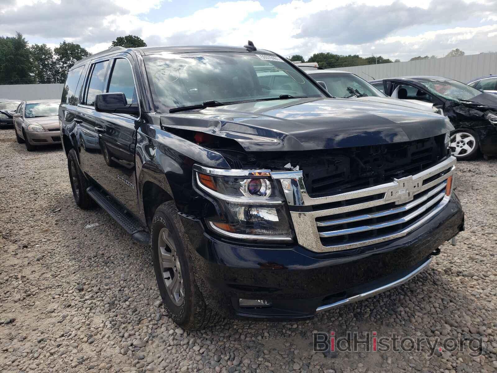 Фотография 1GNSKHKC9HR168937 - CHEVROLET SUBURBAN 2017