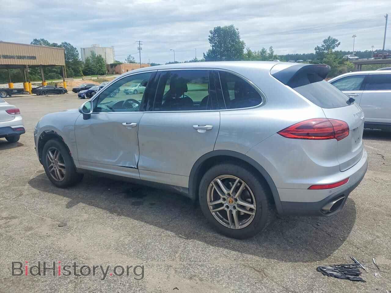 2016 PORSCHE CAYENNE - VIN: WP1AA2A24GLA04850 - Photo 2