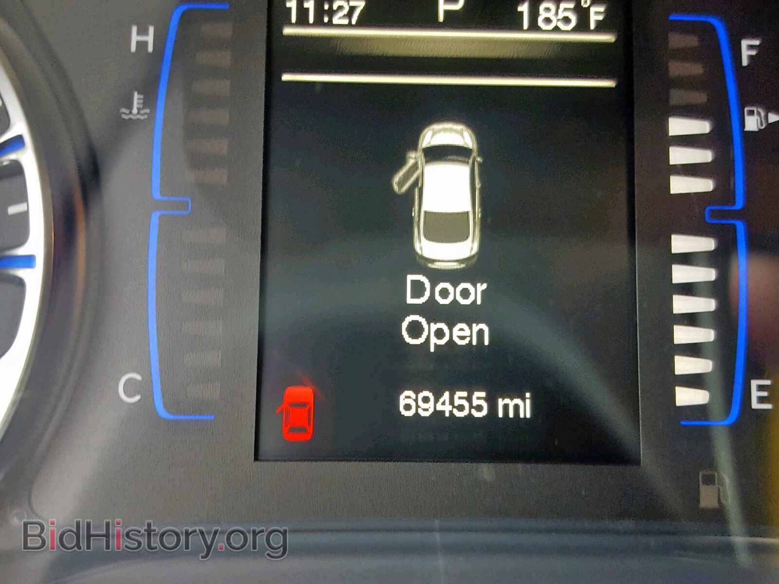 2015 CHRYSLER 200 - VIN: 1C3CCCAB3FN666372 - Фото 8