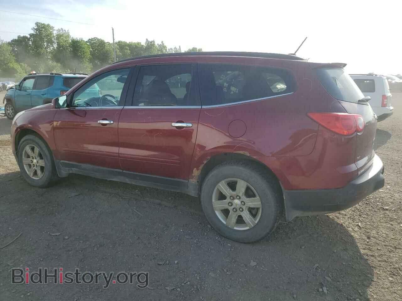 2010 CHEVROLET TRAVERSE - VIN: 1GNLVFED8AJ208580 - Фото 2