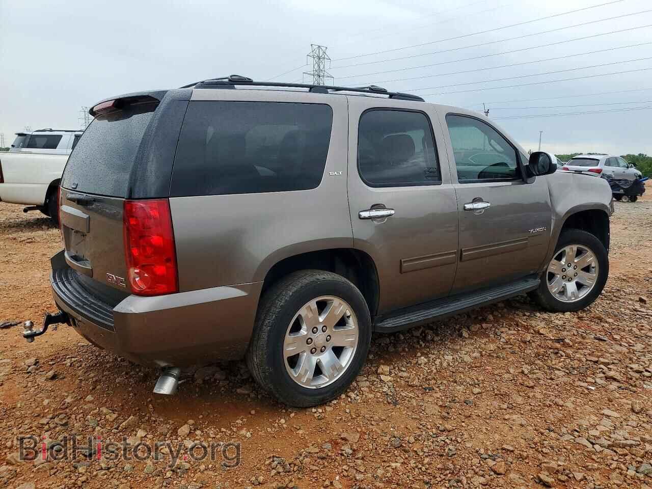 2011 GMC YUKON - VIN: 1GKS1CE00BR218006 - Photo 3