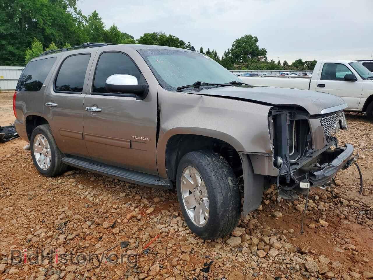 2011 GMC YUKON - VIN: 1GKS1CE00BR218006 - Photo 4