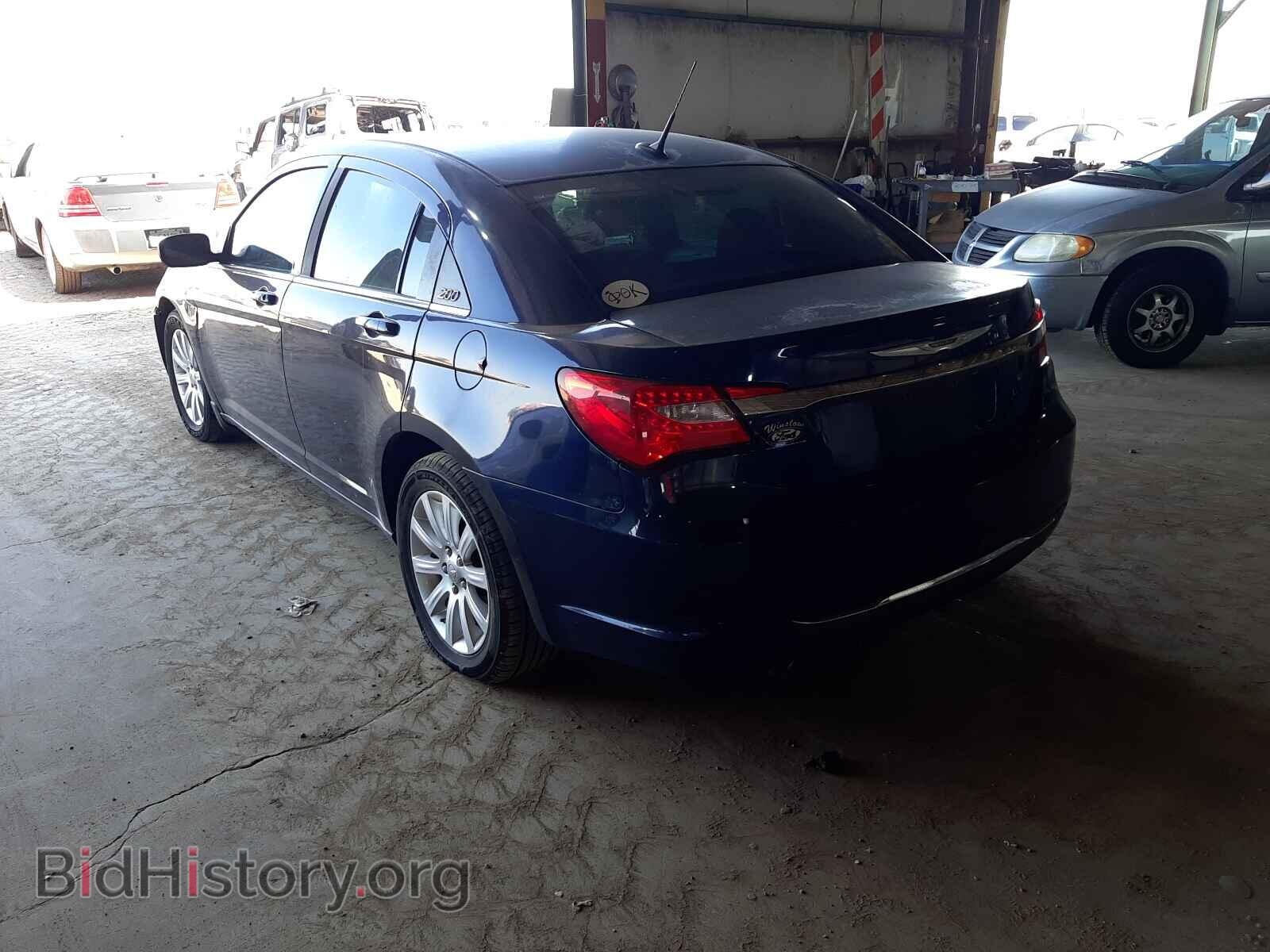 2011 CHRYSLER 200 - VIN: 1C3BC1FG2BN514002 - Фото 3