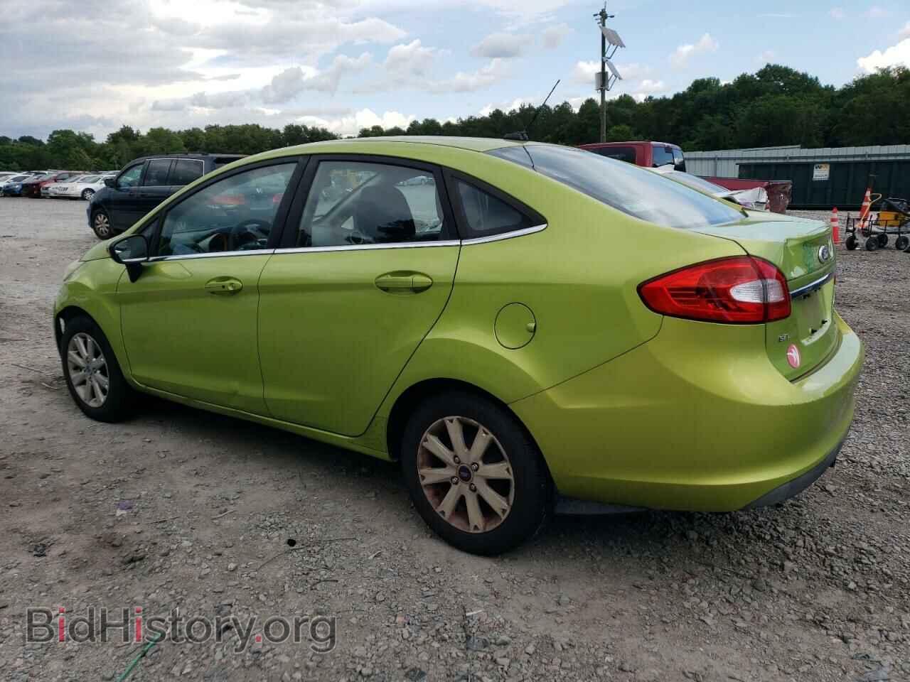 2011 FORD FIESTA - VIN: 3FADP4CJ2BM178684 - Фото 2