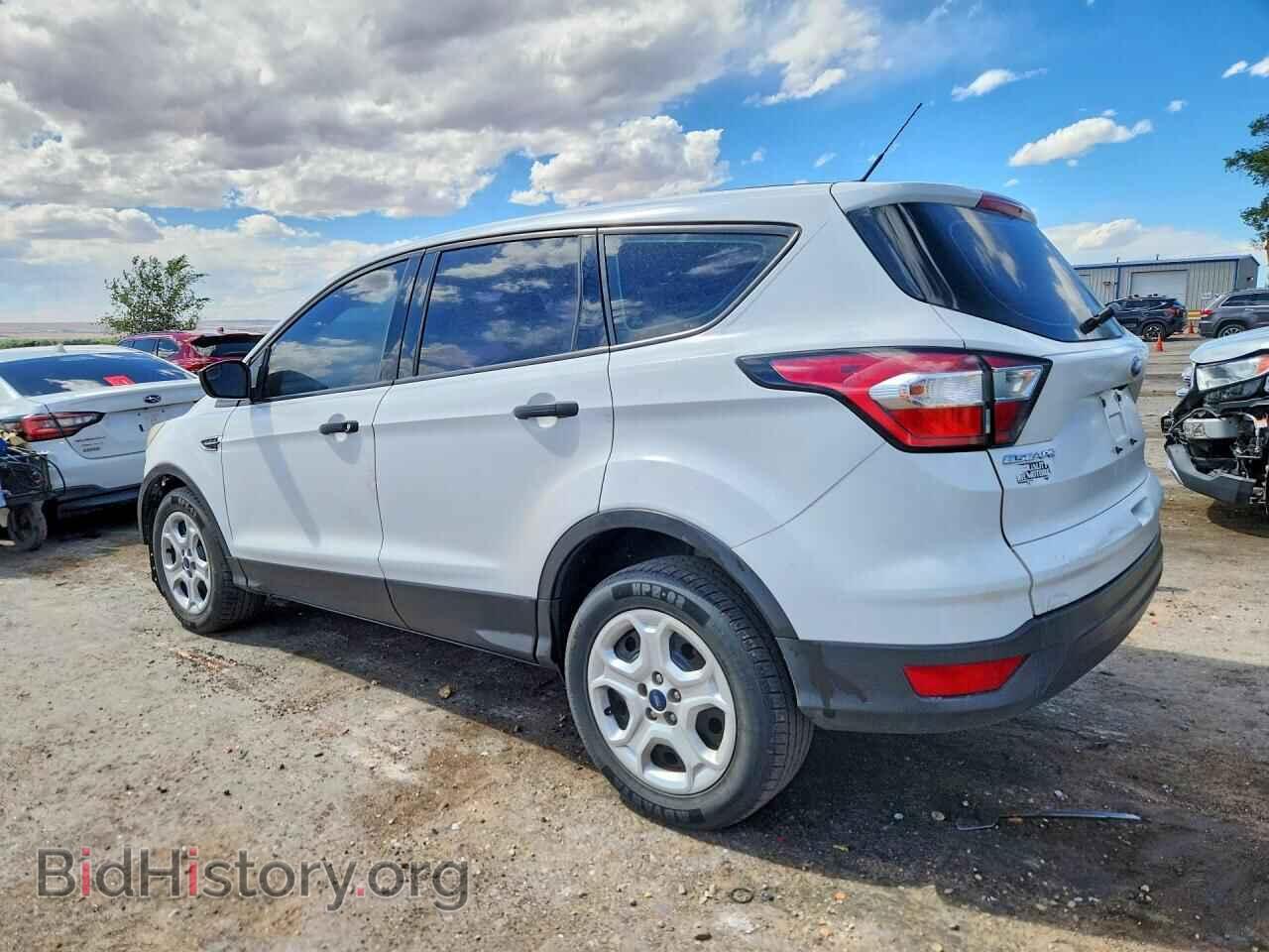 2018 FORD ESCAPE - VIN: 1FMCU0F72JUB13105 - Фото 2