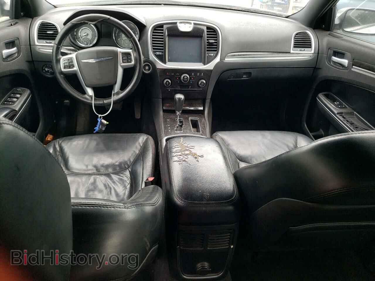 2011 CHRYSLER 300 - VIN: 2C3CA5CG8BH593948 - Фото 8