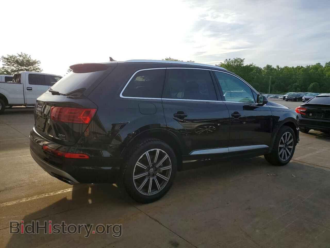 2017 AUDI Q7 - VIN: WA1VAAF7XHD030375 - Photo 3