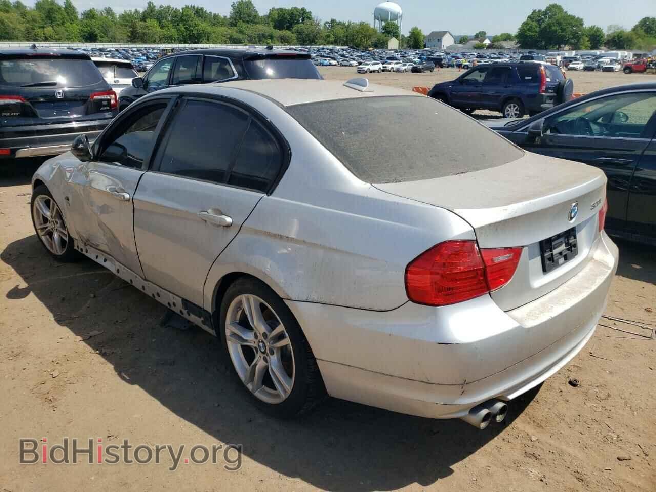 2011 BMW 3 SERIES - VIN: WBAPK5C52BF125298 - Фото 2