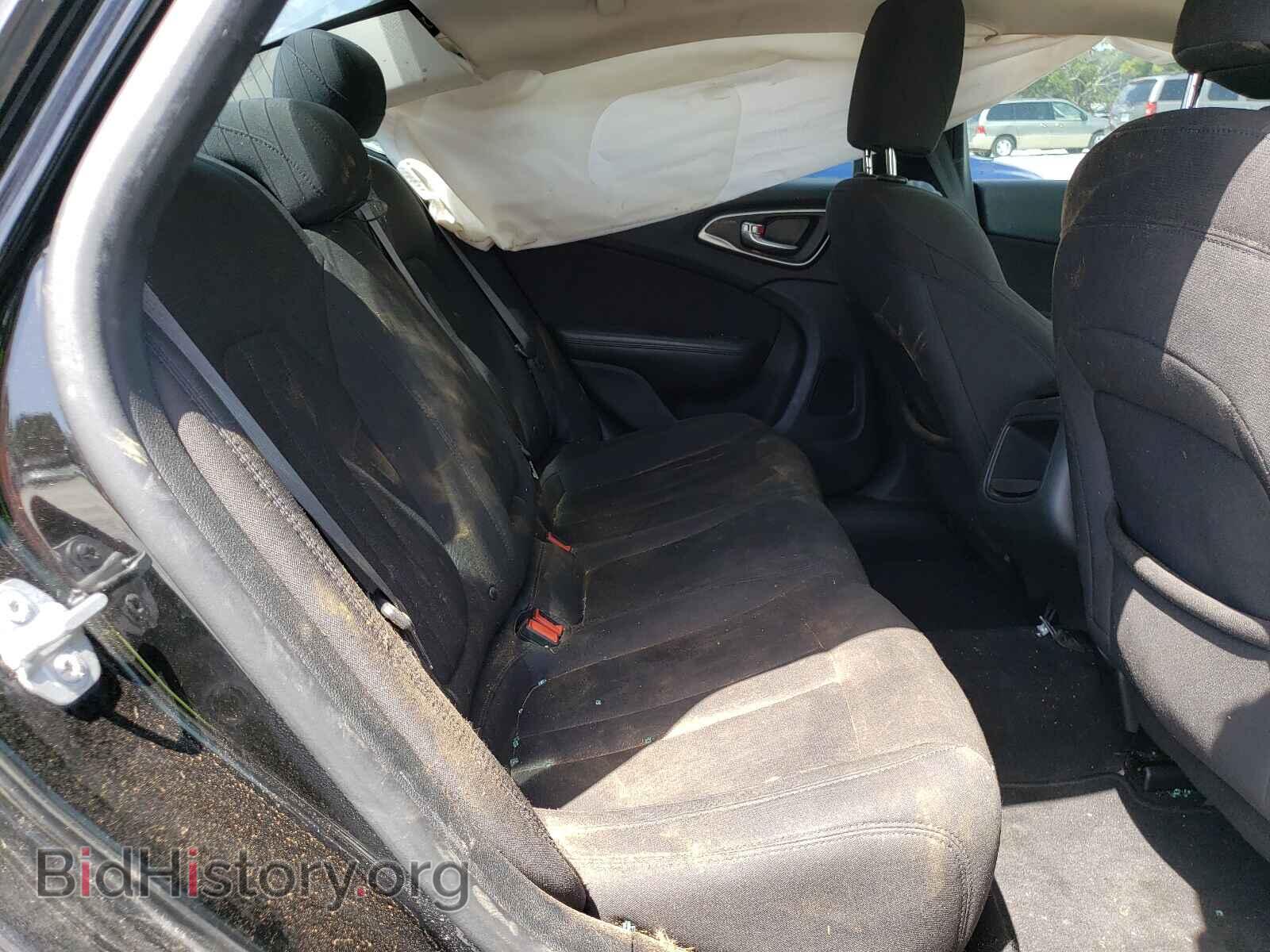 2015 CHRYSLER 200 - VIN: 1C3CCCAB6FN622477 - Photo 6