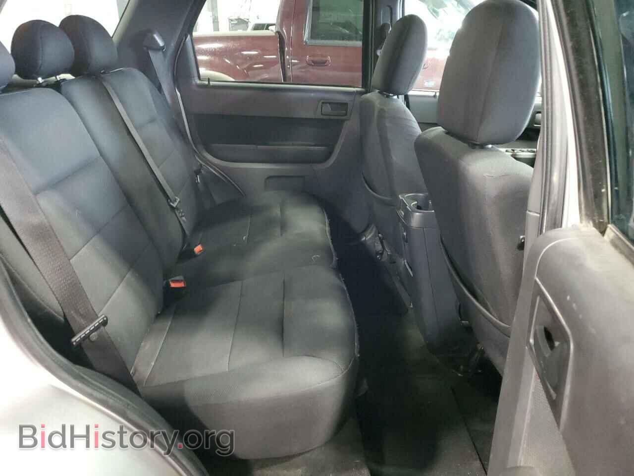 2009 FORD ESCAPE - VIN: 1FMCU93749KA20344 - Фото 10