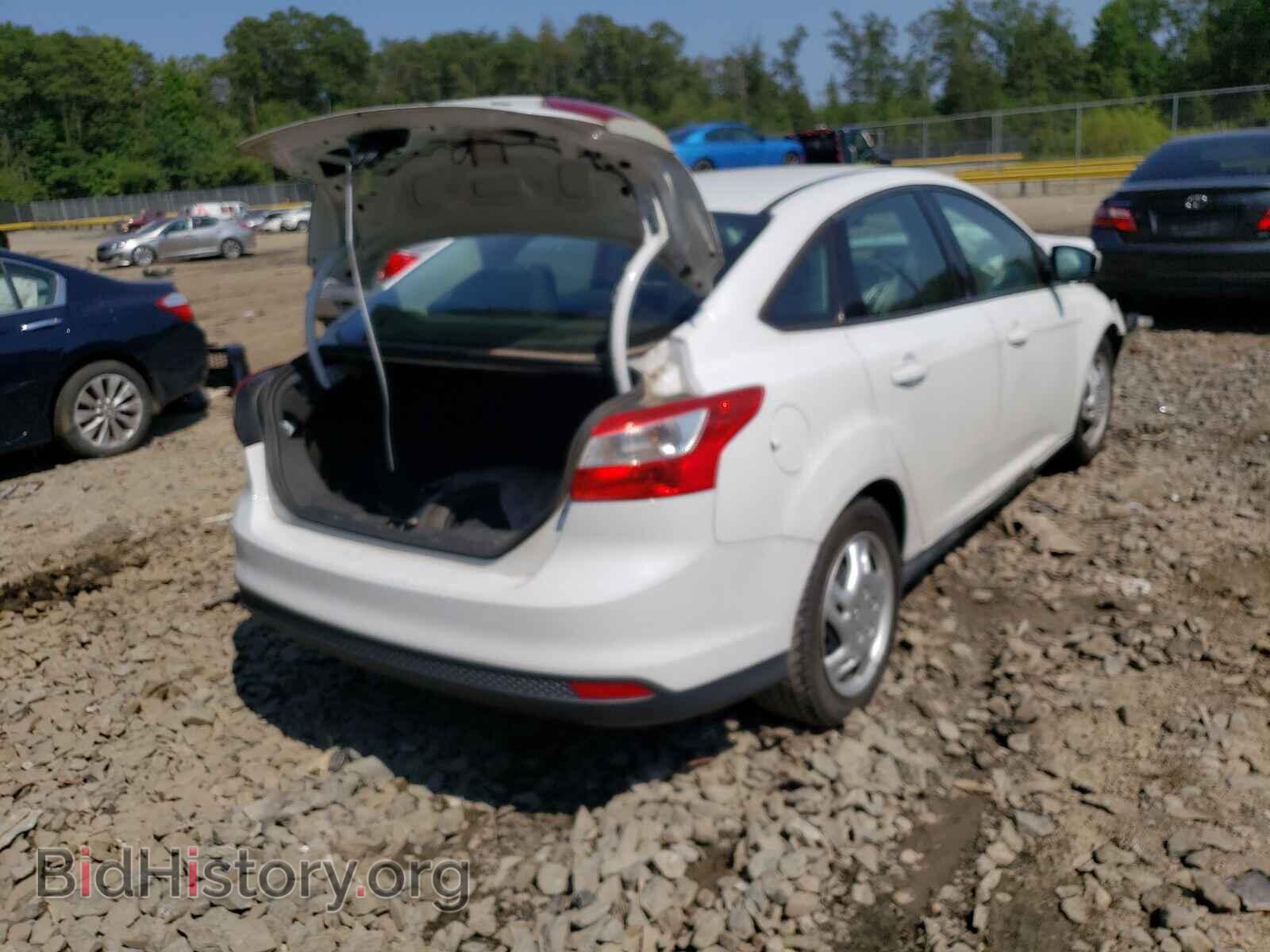 2012 FORD FOCUS - VIN: 1FAHP3F26CL420847 - Photo 4