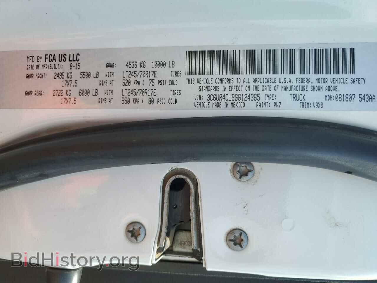 2016 RAM All Models - VIN: 3C6UR4CL9GG124365 - Photo 12
