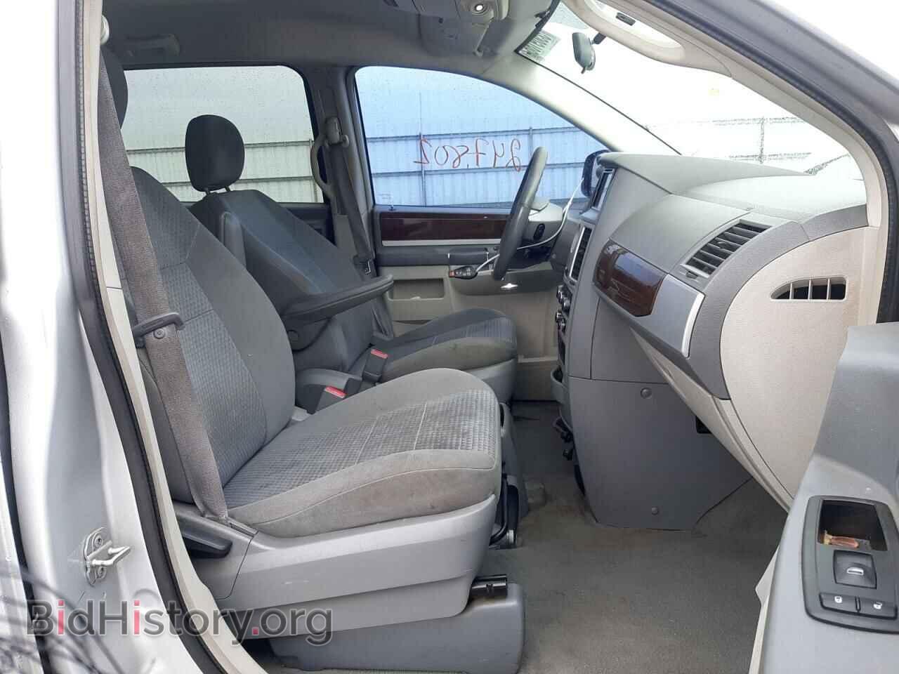 2010 CHRYSLER MINIVAN - VIN: 2A4RR5D19AR214404 - Photo 5