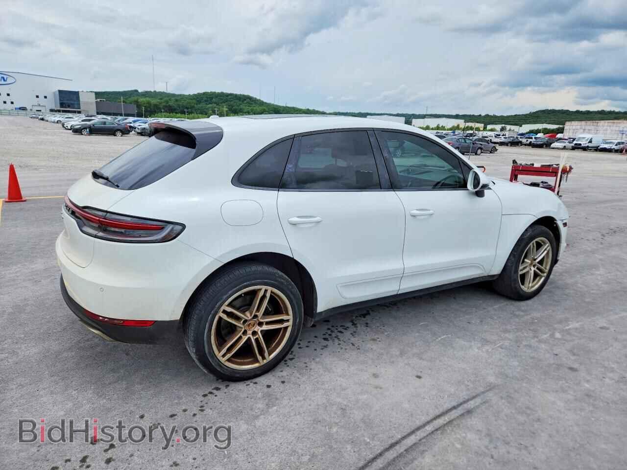 2019 PORSCHE MACAN - VIN: WP1AA2A52KLB04819 - Photo 3