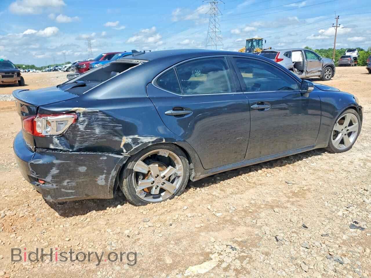 2011 LEXUS IS - VIN: JTHBF5C29B5141073 - Photo 3