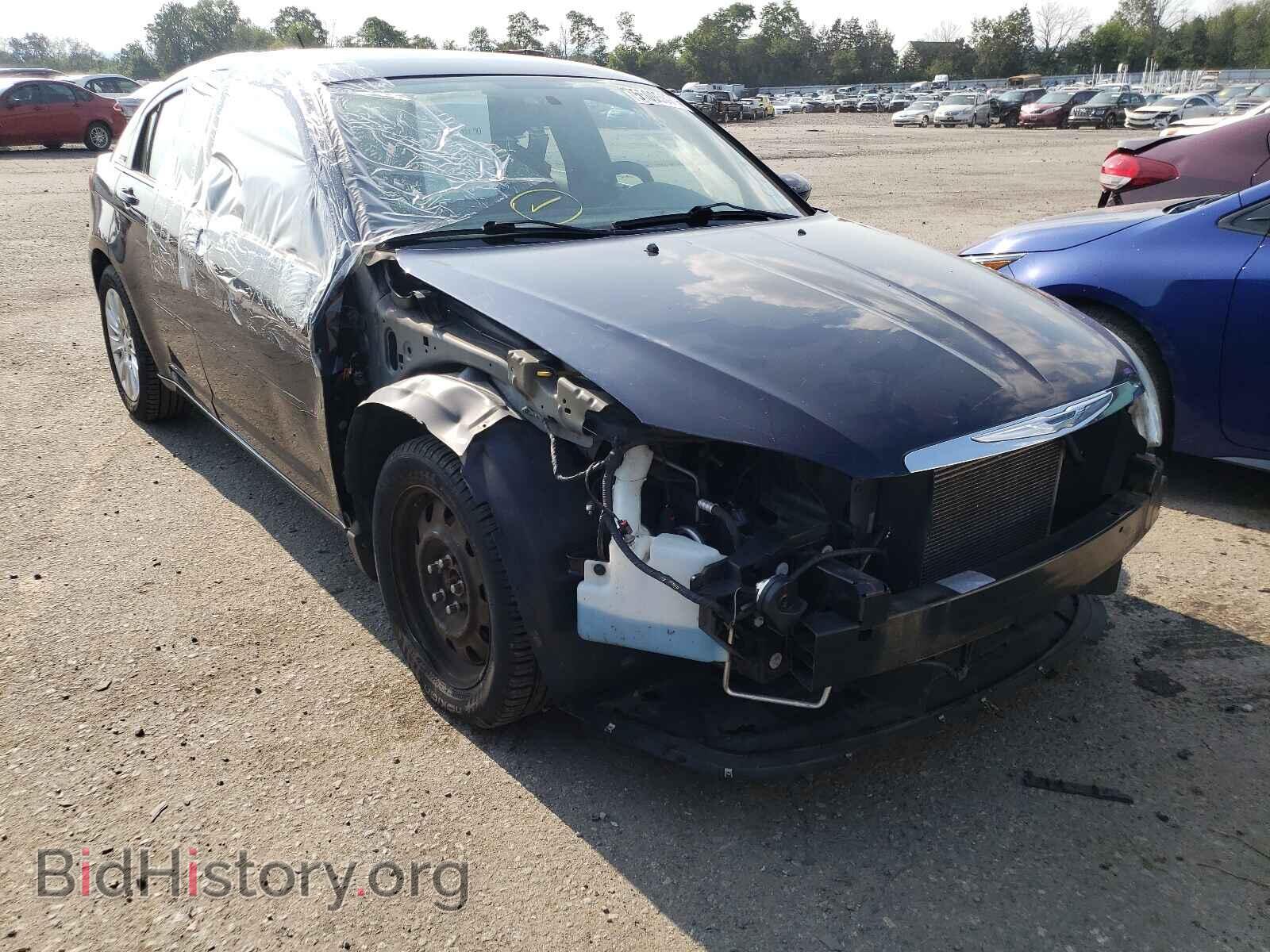 Photo 1C3BC4FB7BN559944 - CHRYSLER 200 2011