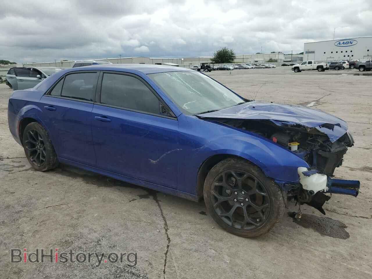 2019 CHRYSLER 300 - VIN: 2C3CCABT9KH649333 - Фото 4