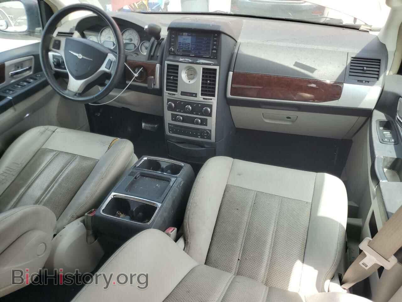 2010 CHRYSLER MINIVAN - VIN: 2A4RR8DX9AR344995 - Фото 8