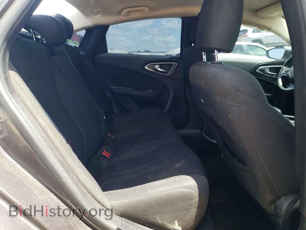 2016 CHRYSLER 200 - VIN: 1C3CCCAB4GN107074 - Фото 10