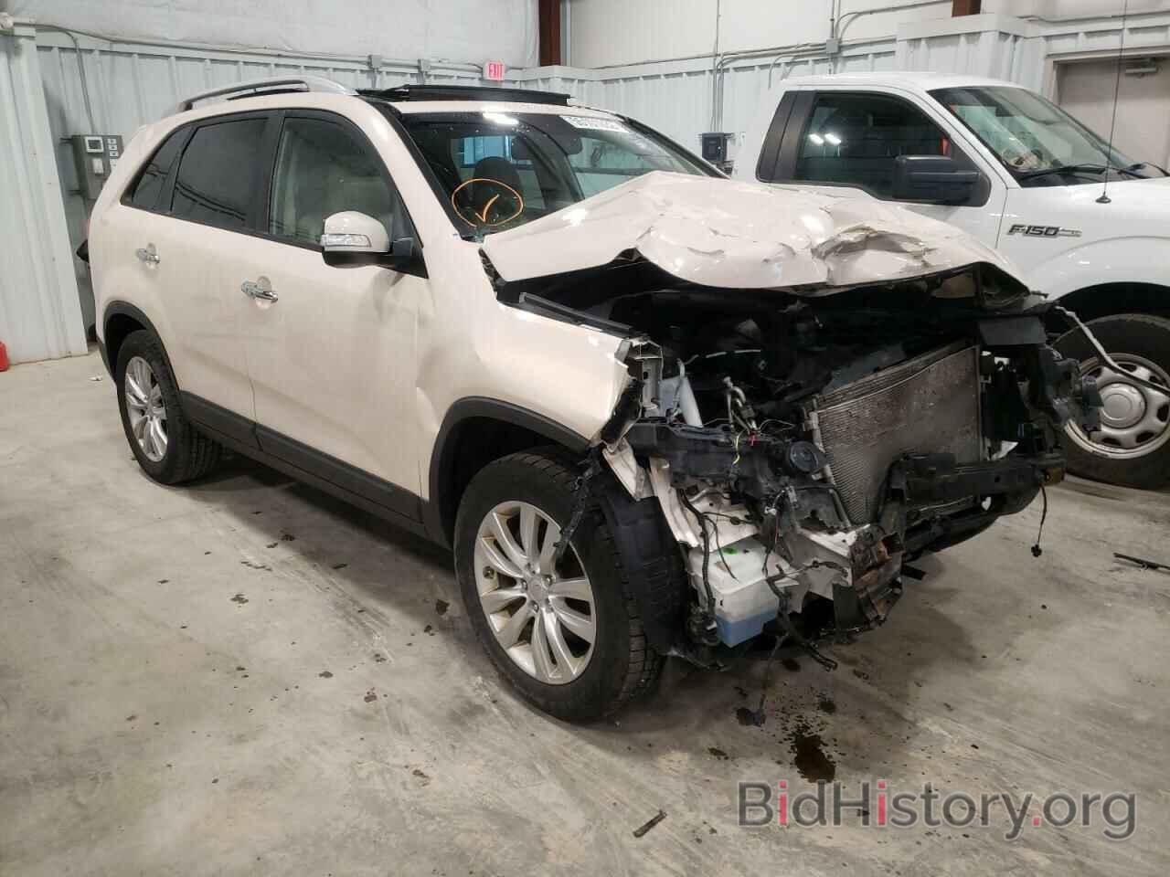 Photo 5XYKU4A21BG115854 - KIA SORENTO 2011