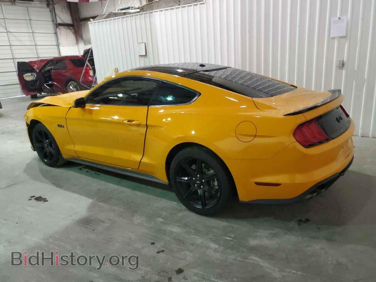 2019 FORD MUSTANG - VIN: 1FA6P8CF2K5192697 - Фото 2