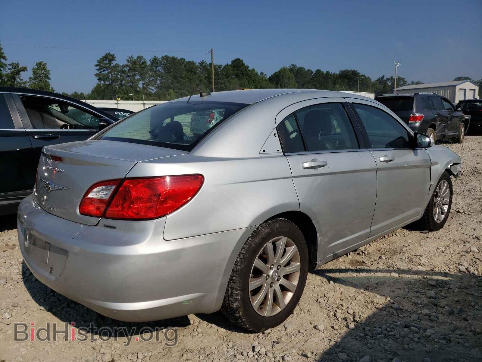 2010 CHRYSLER SEBRING - VIN: 1C3CC5FB4AN142578 - Фото 4