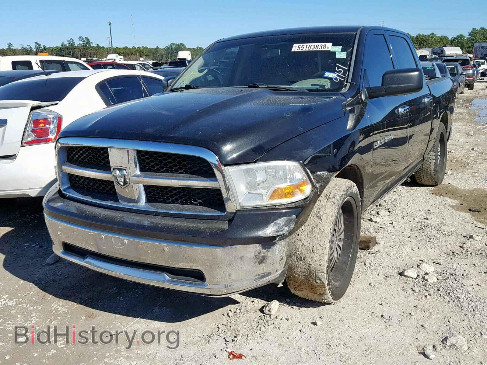2011 DODGE RAM 1500 - VIN: 1D7RB1CP3BS599151 - Фото 2