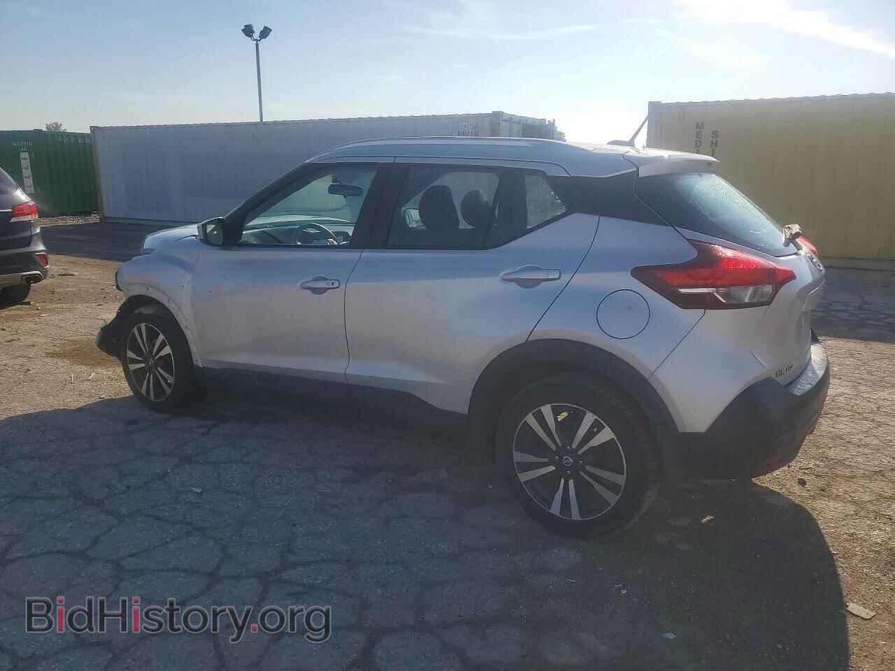 2019 NISSAN KICKS - VIN: 3N1CP5CU3KL550175 - Photo 2