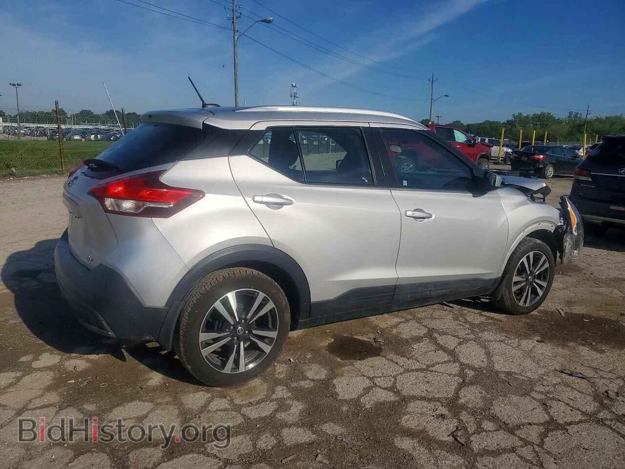 2019 NISSAN KICKS - VIN: 3N1CP5CU3KL550175 - Photo 3