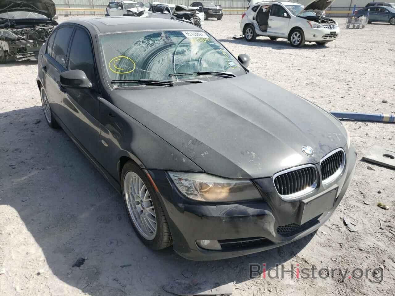 Photo WBAPH7G56BNM57044 - BMW 3 SERIES 2011