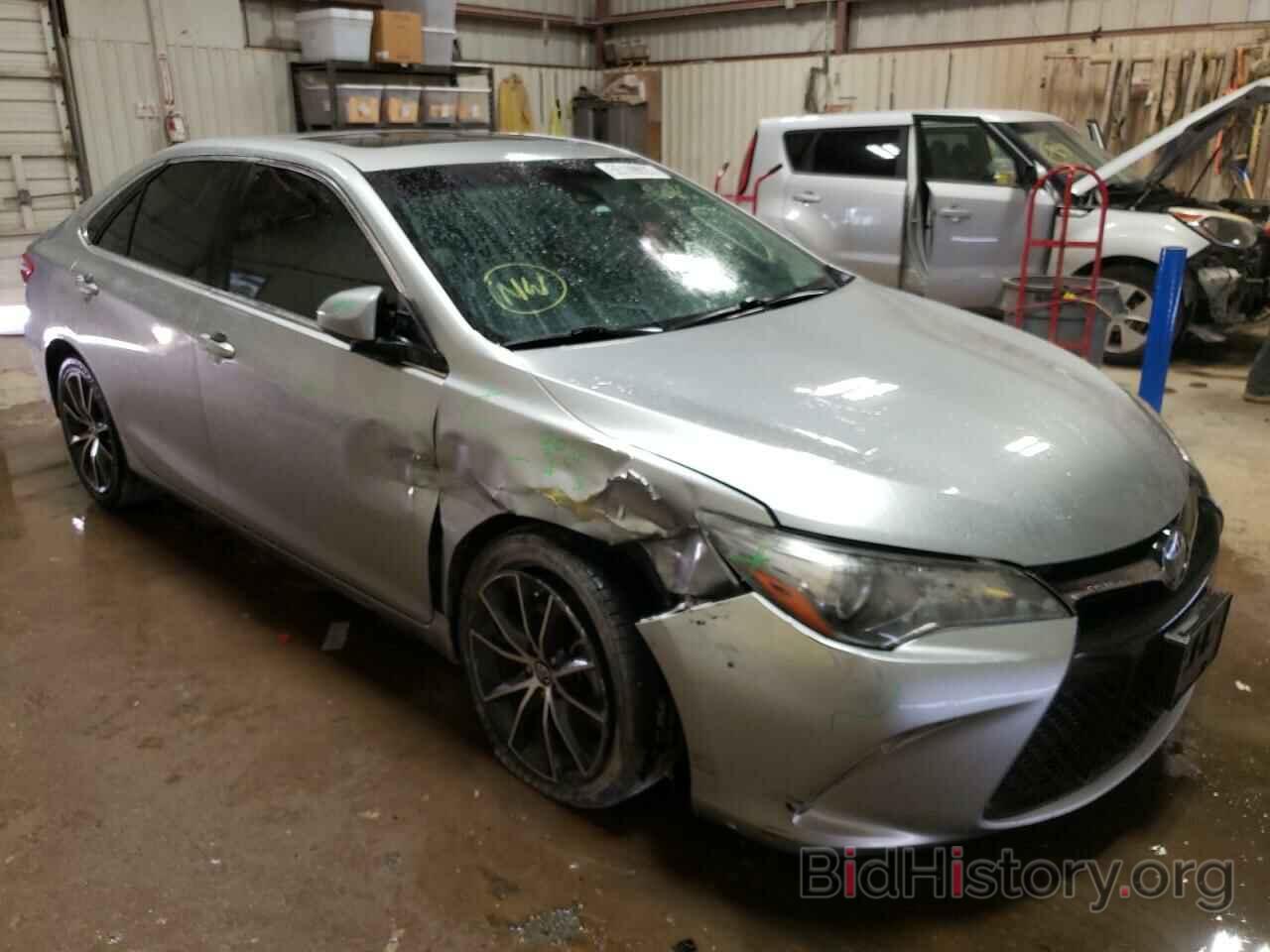 Photo 4T1BF1FK5HU763024 - TOYOTA CAMRY 2017