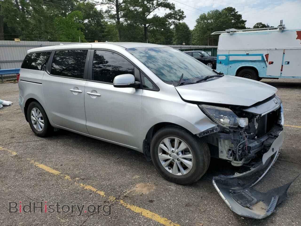 2018 KIA All Models - VIN: KNDMB5C19J6349914 - Photo 4