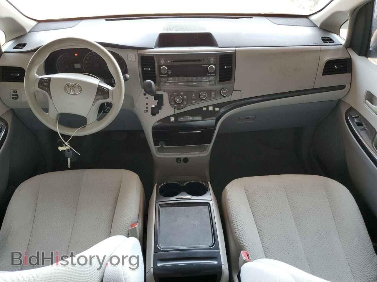 2012 TOYOTA All Models - VIN: 5TDKK3DC5CS223015 - Фото 8