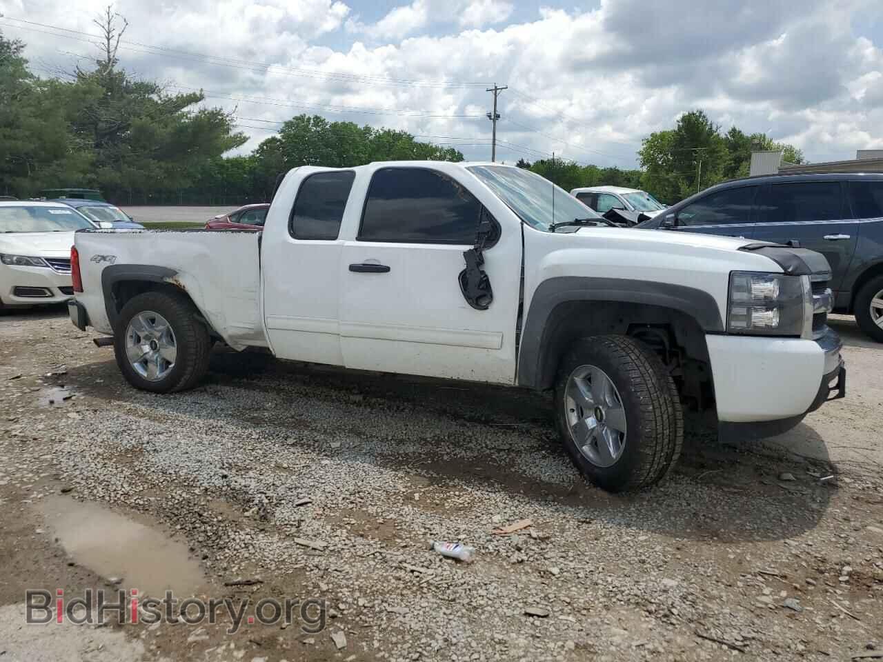 2011 CHEVROLET ALL Models - VIN: 1GCRKREA4BZ245583 - Фото 4