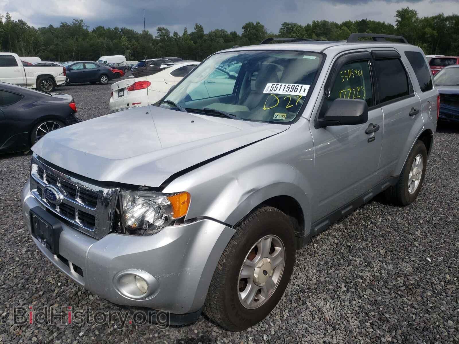 2011 FORD ESCAPE - VIN: 1FMCU9D73BKA47944 - Фото 2