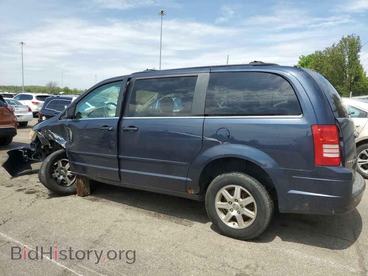 2008 CHRYSLER MINIVAN - VIN: 2A8HR54P58R714357 - Фото 2
