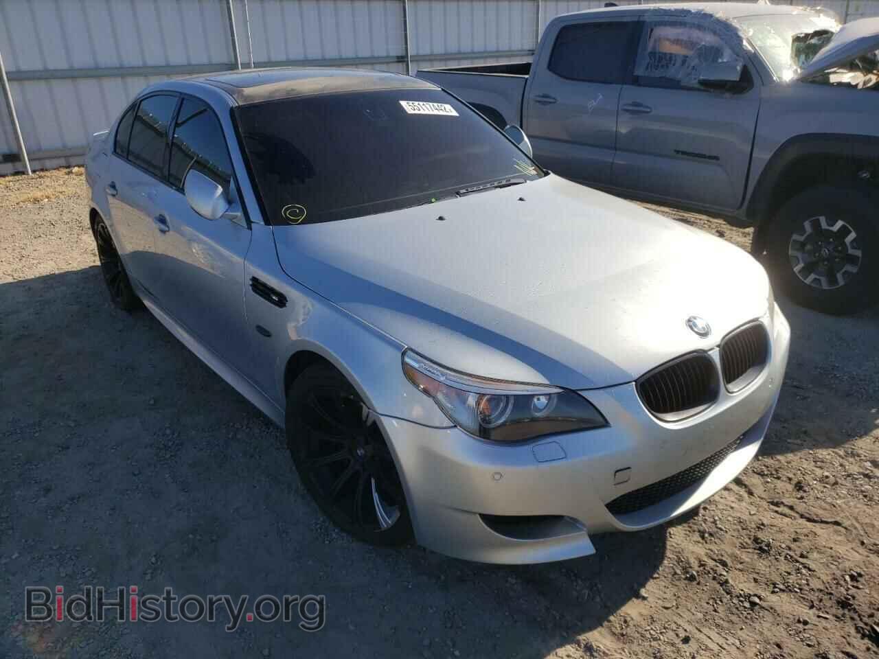 Фотография WBSNB93586B583970 - BMW M5 2006