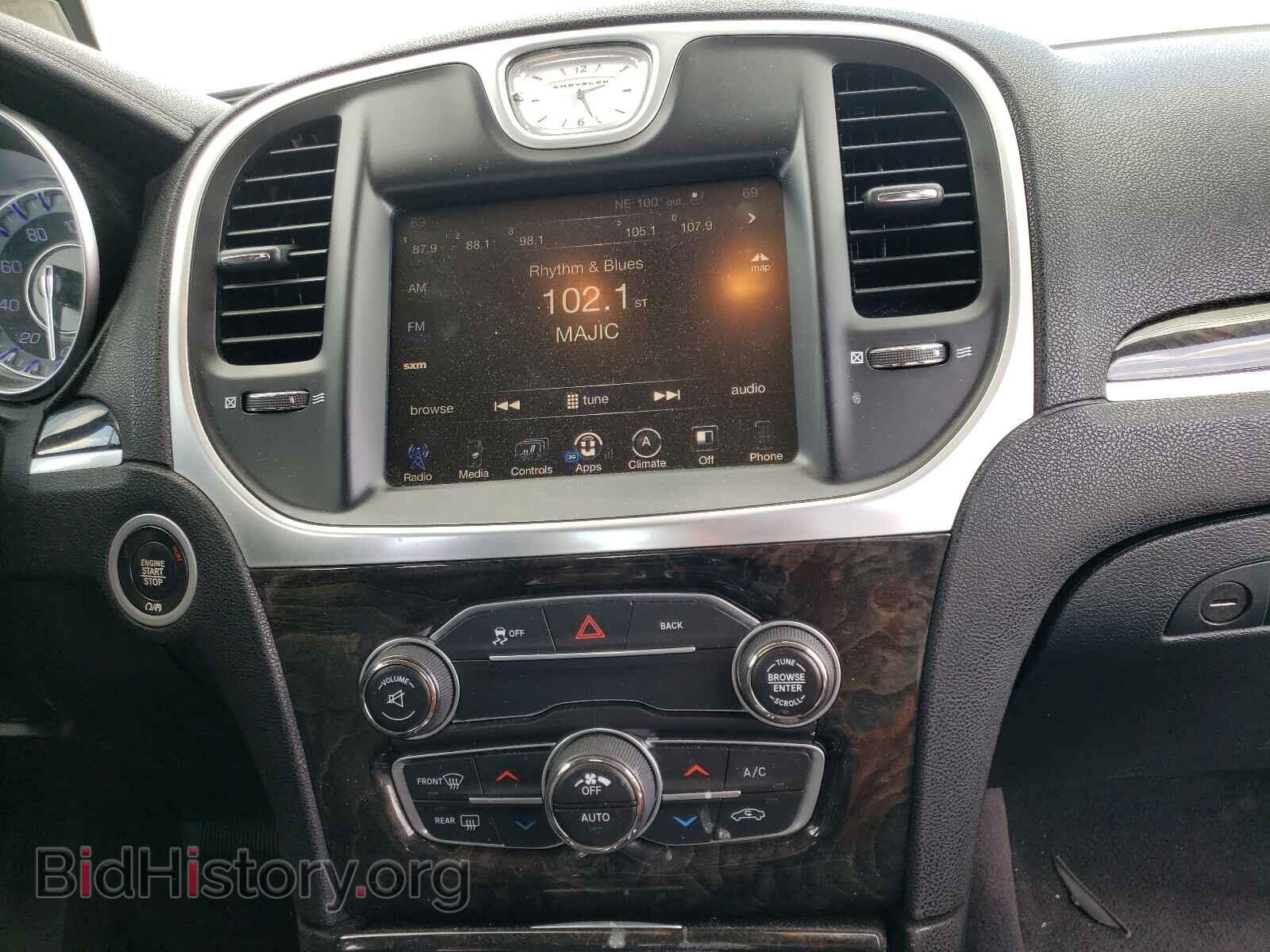 2016 CHRYSLER 300 - VIN: 2C3CCAEG7GH348615 - Фото 9