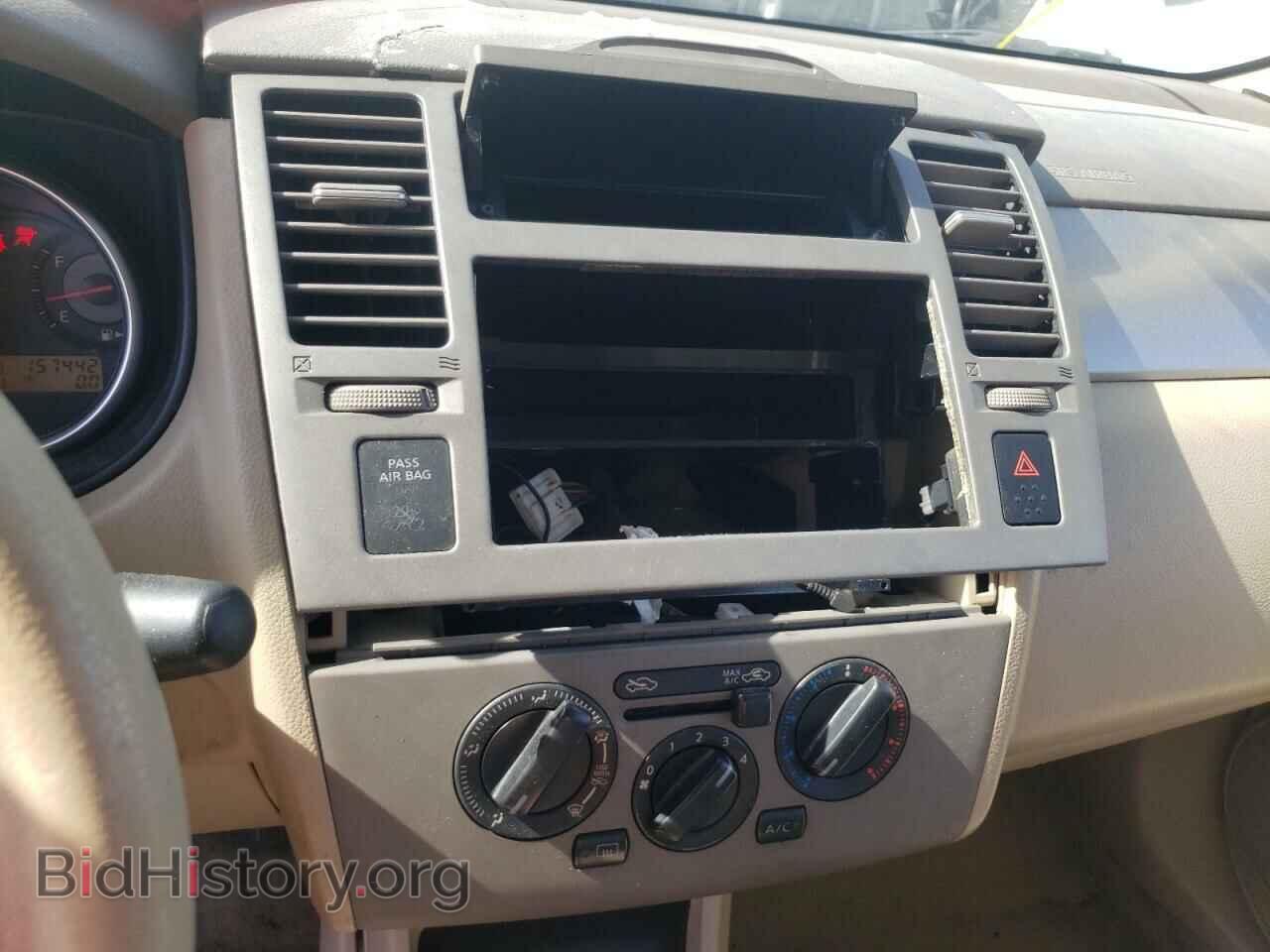 2007 NISSAN VERSA - VIN: 3N1BC11E27L438762 - Фото 9
