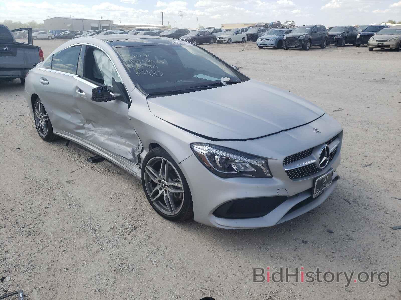 Photo WDDSJ4GB8JN587756 - MERCEDES-BENZ CLA-CLASS 2018