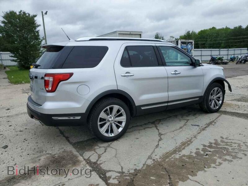 2019 Ford EXPLORER (VIN 1FM5K8F88KGB10327) — photo 3 of 17