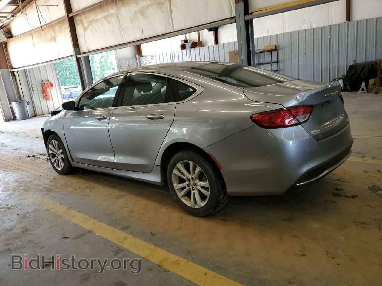 2015 CHRYSLER 200 - VIN: 1C3CCCAB1FN732885 - Фото 2