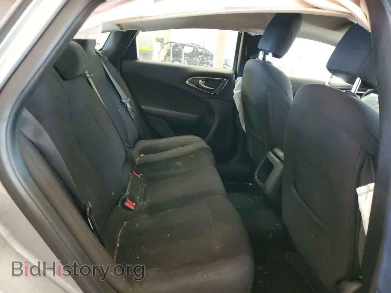 2015 CHRYSLER 200 - VIN: 1C3CCCAB1FN732885 - Фото 10