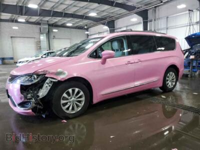 2017 Chrysler PACIFICA Touring L, розовый — VIN 2C4RC1BG0HR837458, Copart