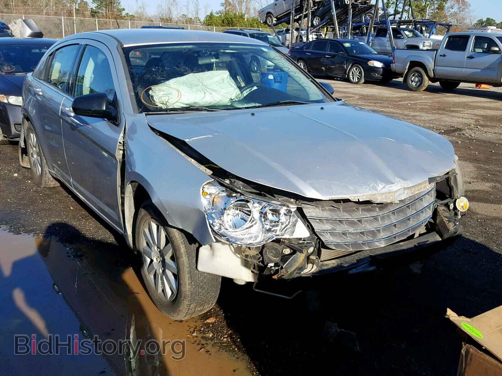 Photo 1C3CC4FB9AN102944 - CHRYSLER SEBRING 2010