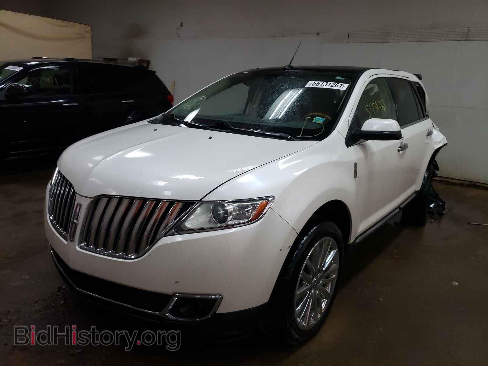2011 LINCOLN MKX - VIN: 2LMDJ8JK6BBJ27575 - Фото 2