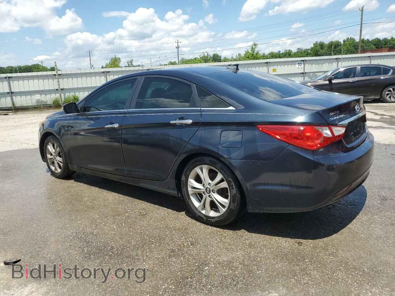2013 HYUNDAI SONATA - VIN: 5NPEC4AC0DH591162 - Фото 2