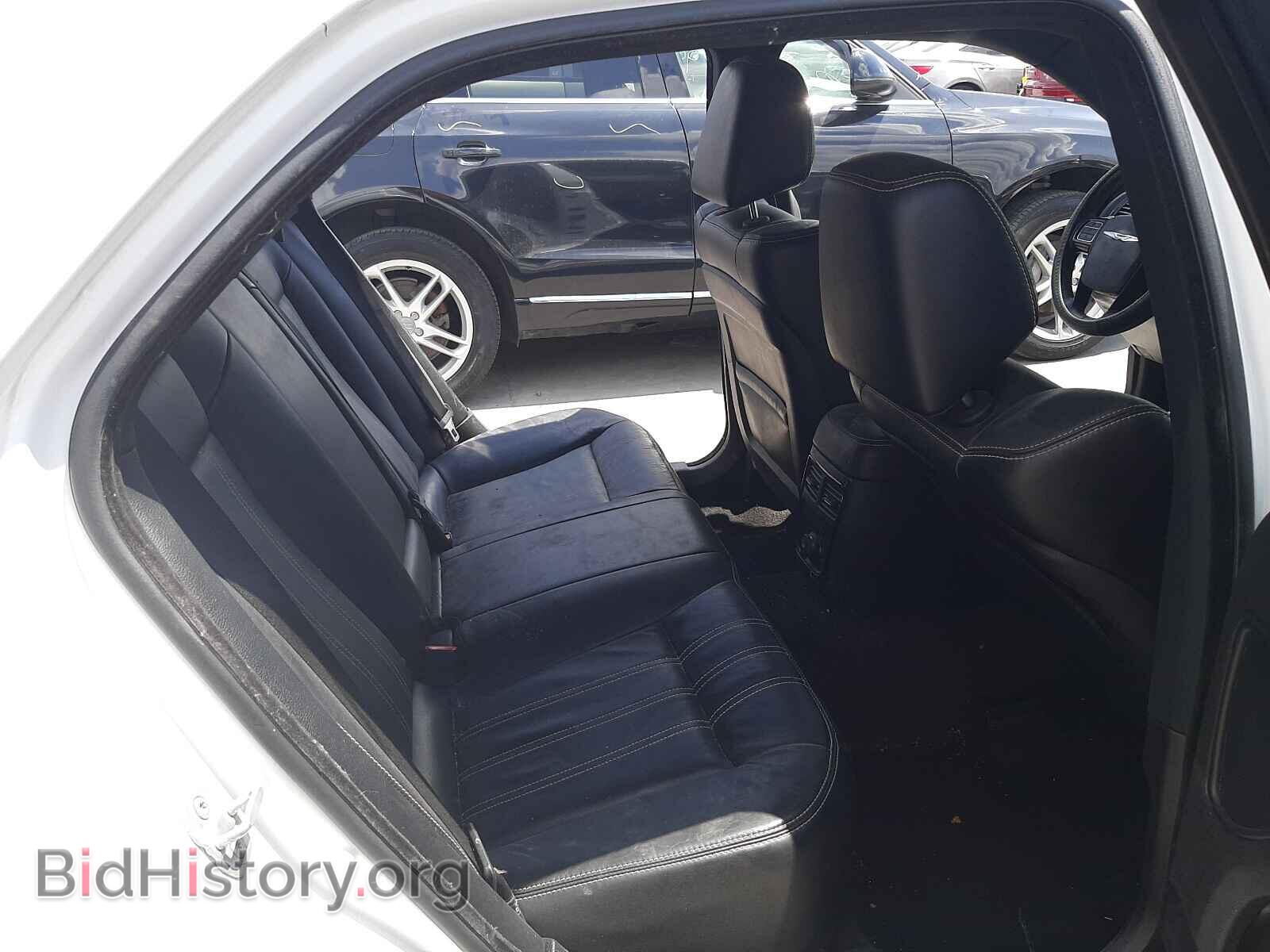 2013 CHRYSLER 300 - VIN: 2C3CCABG3DH515052 - Фото 6