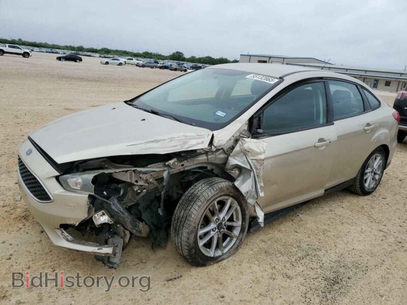 2017 Ford FOCUS SE (VIN 1FADP3F29HL304872) — фото 1 из 13, Copart, повреждение: передняя часть