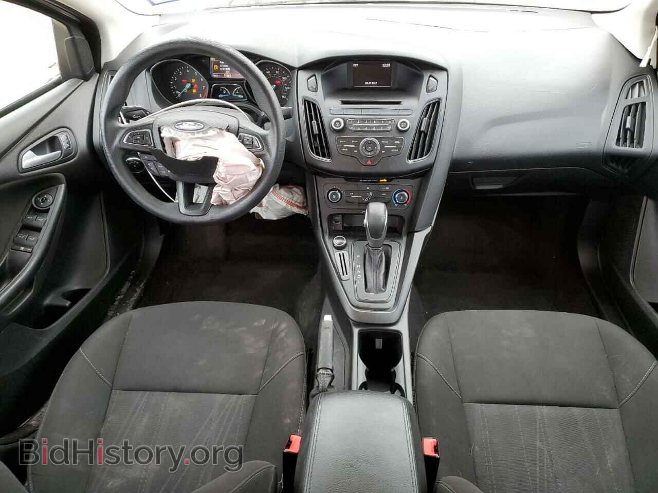 2017 FORD FOCUS - VIN: 1FADP3F29HL304872 - Photo 8